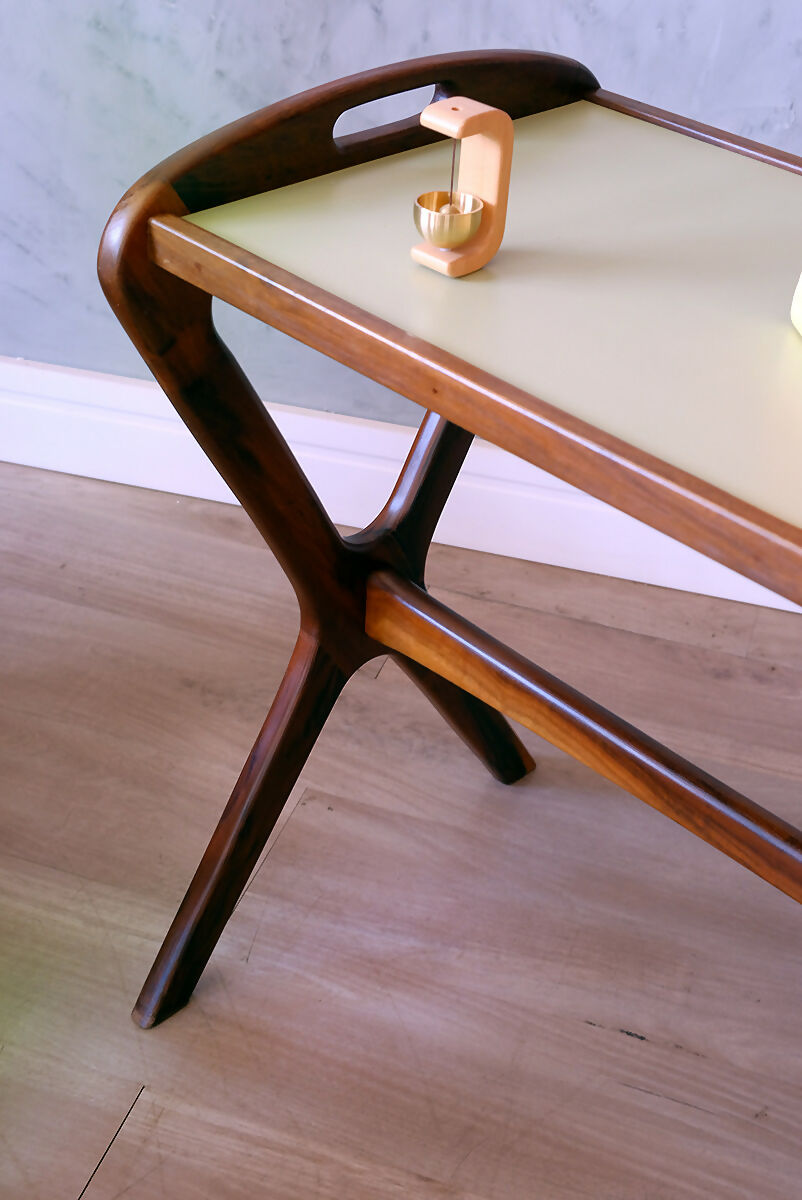 mesinha lateral - design vintage