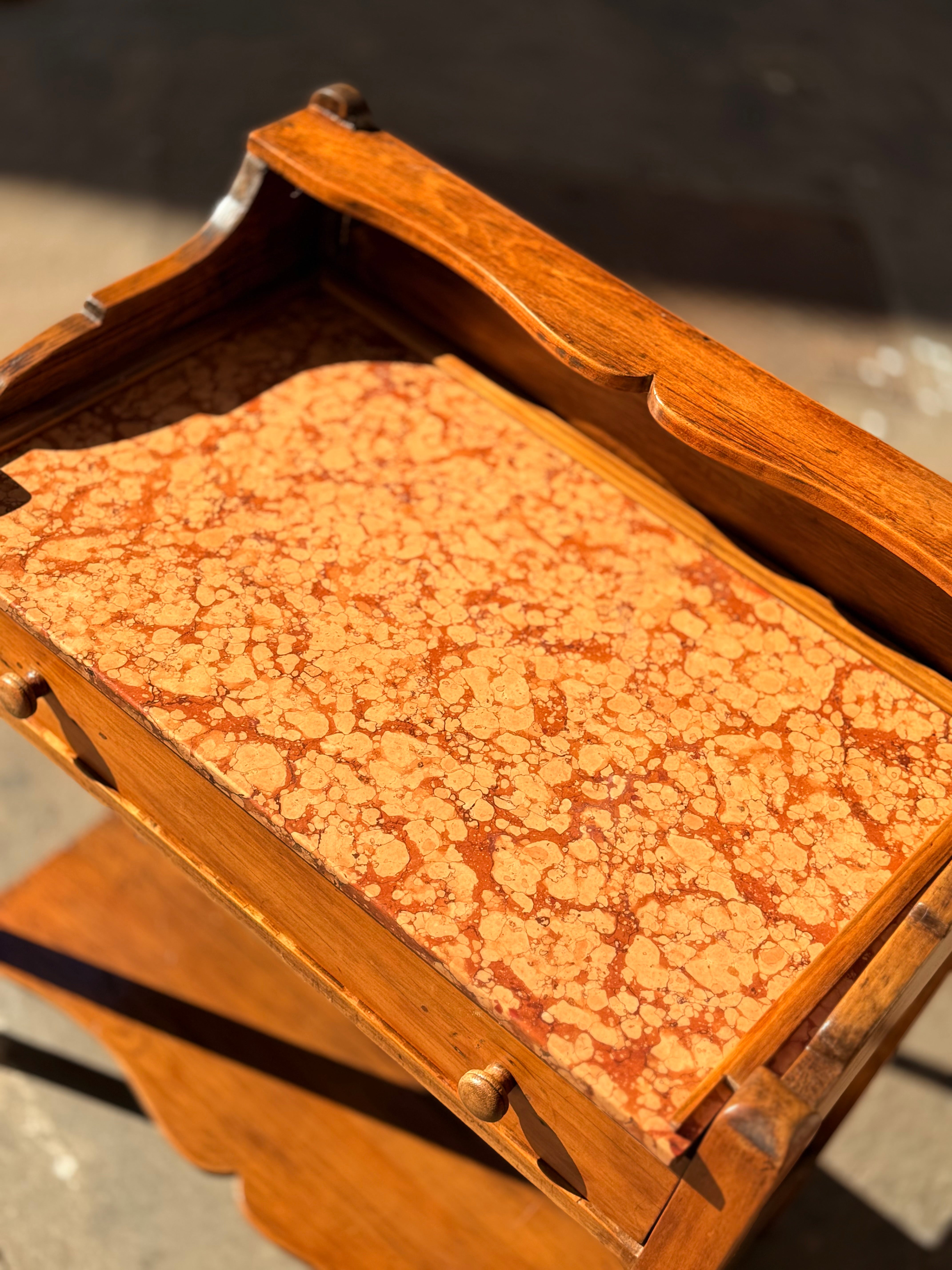 Mesa / Aparador / Console Art Deco em Imbuia com tampo em mármore - anos 40 