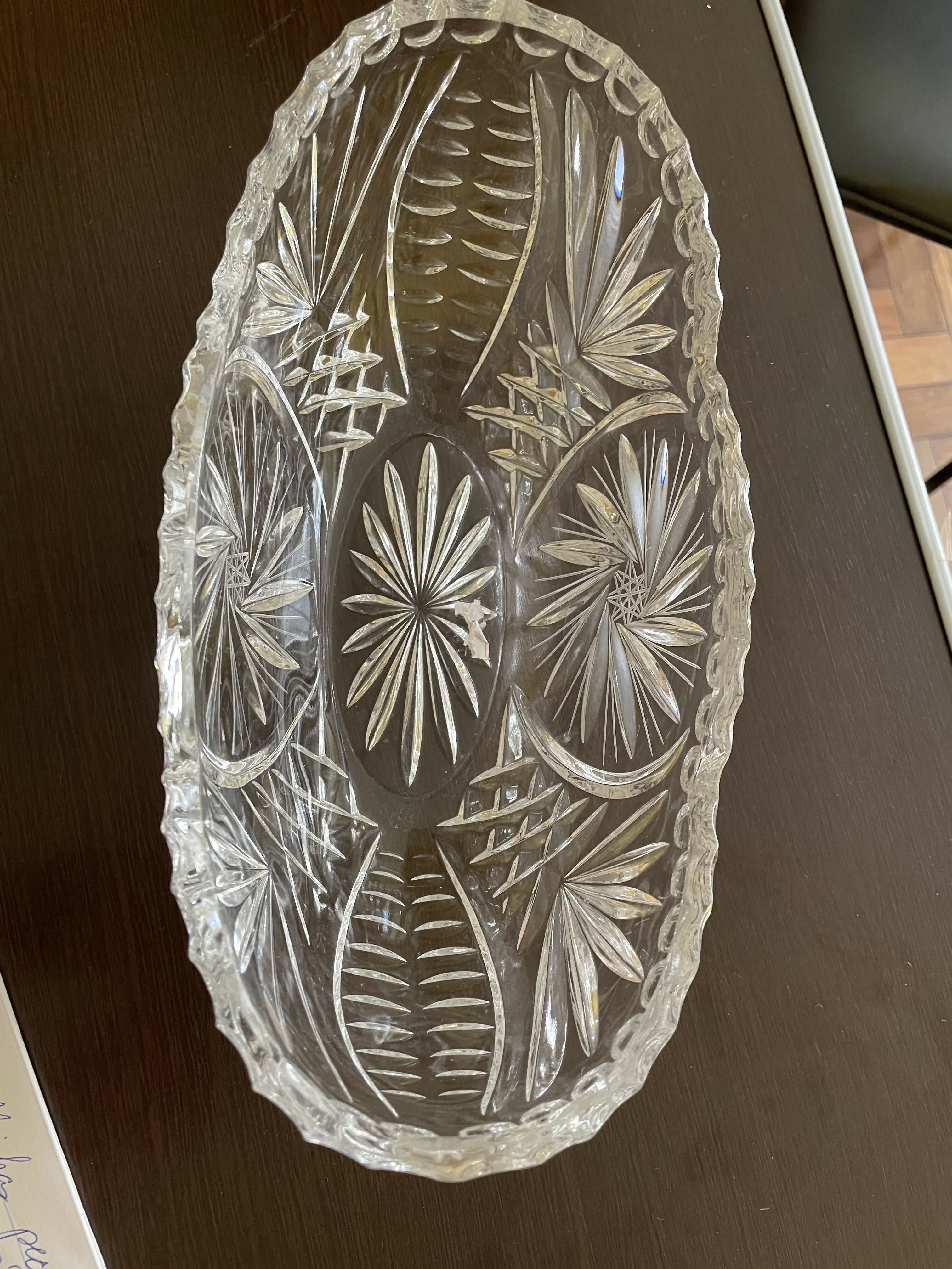 Floreira centro de mesa em cristal lapidado