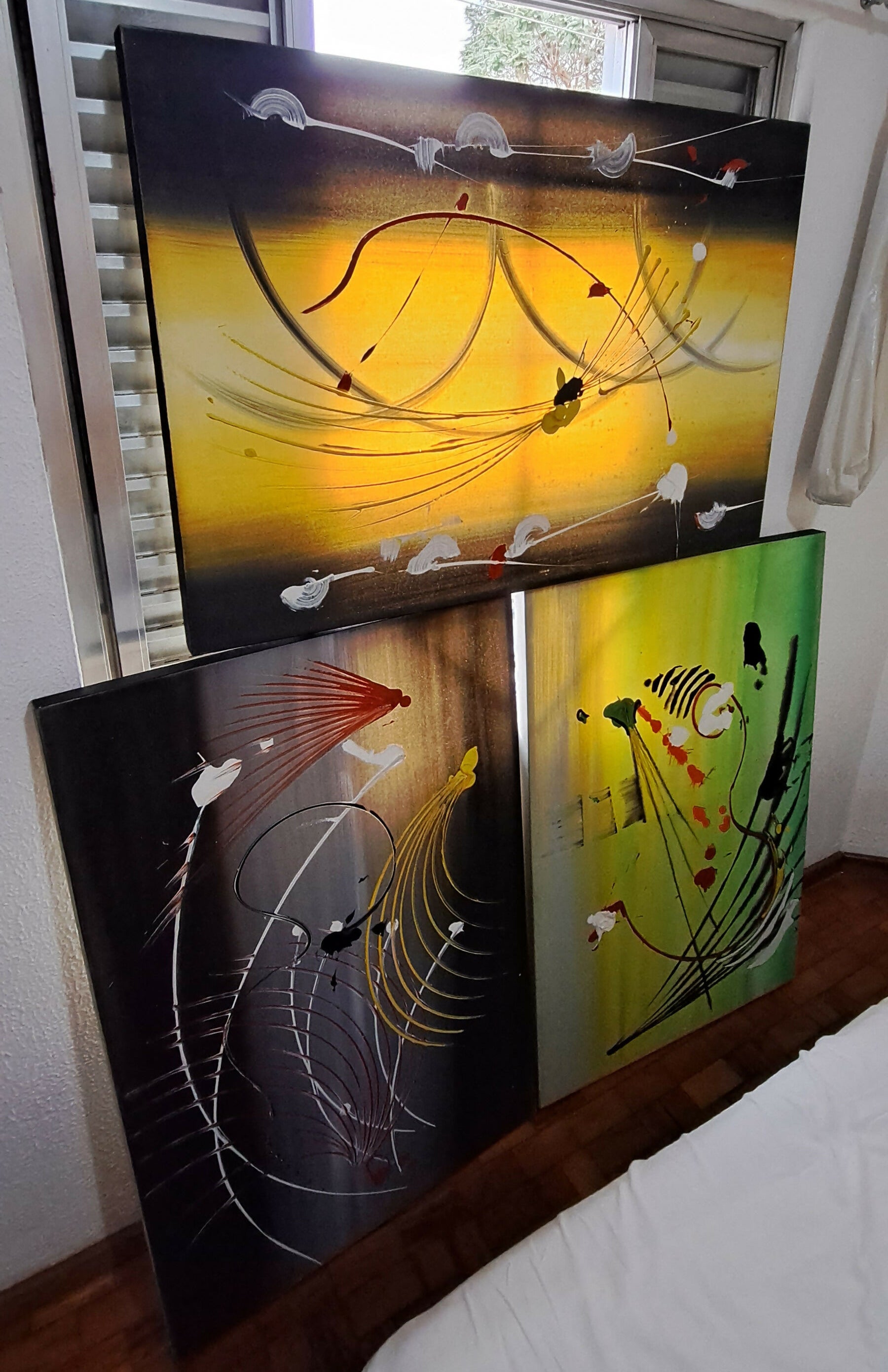 Trio de quadros abstratos