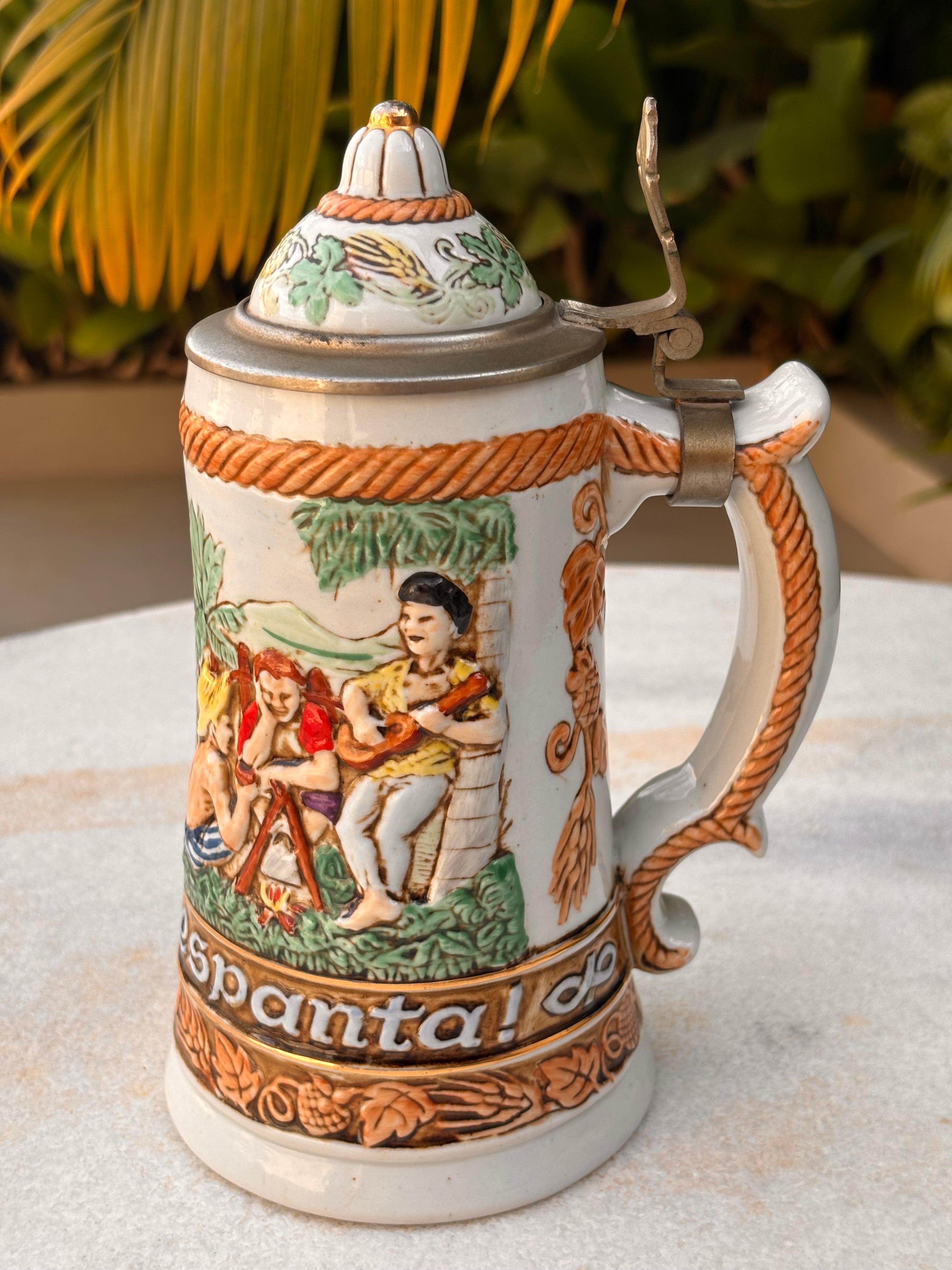 Antiga Caneca Chopp Ceramarte - "Quem Bebe E Canta Seus Males Espanta" Com Tampa Década Anos 1970