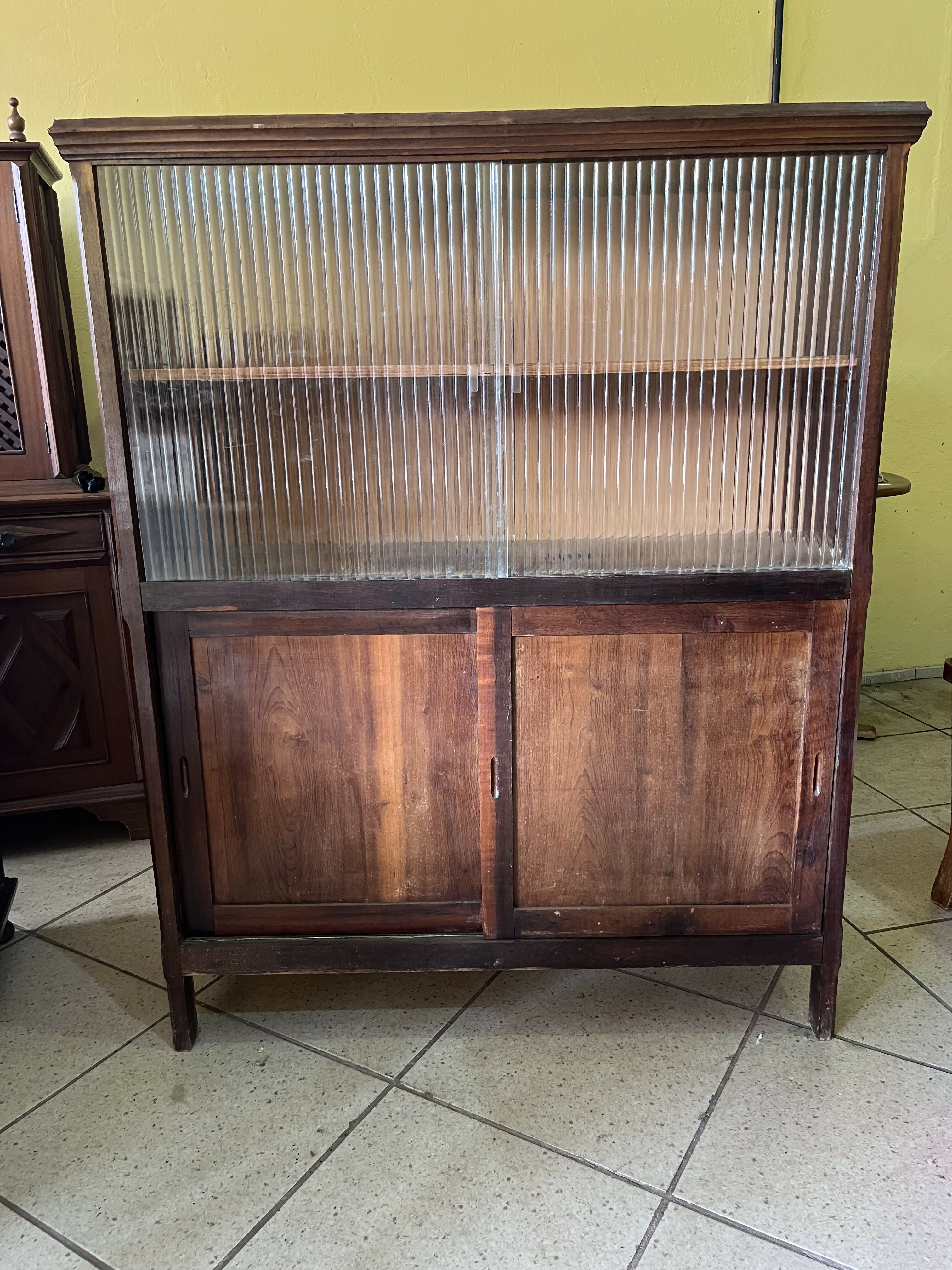 GUARDA COMIDA / LIVREIRO ANTIGO com vidro canelado