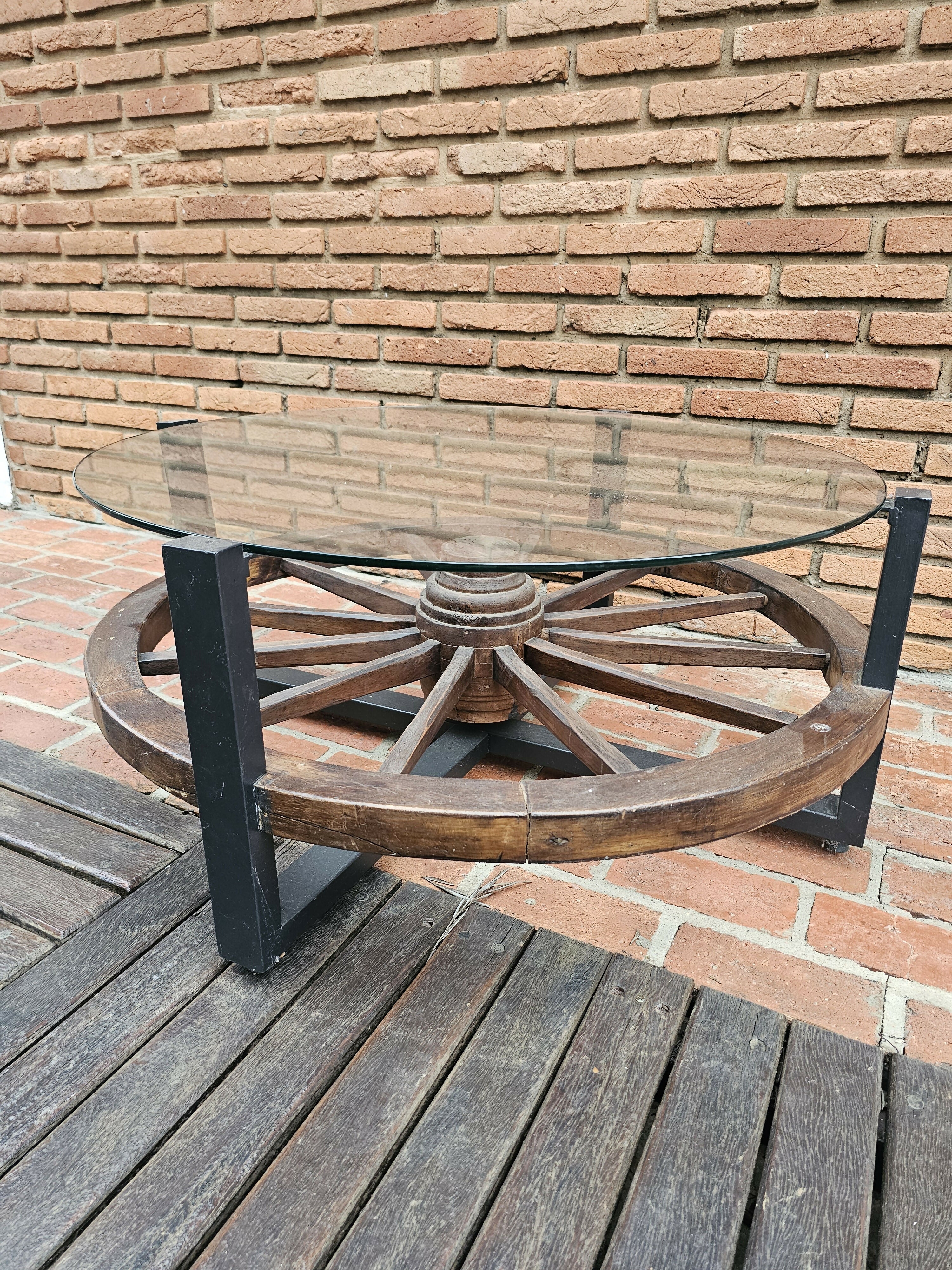 Mesa centro roda carroça antiga