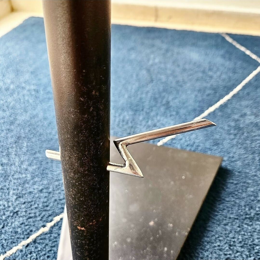 MESA AUXILIAR MEMPHIS STYLE ANOS 80