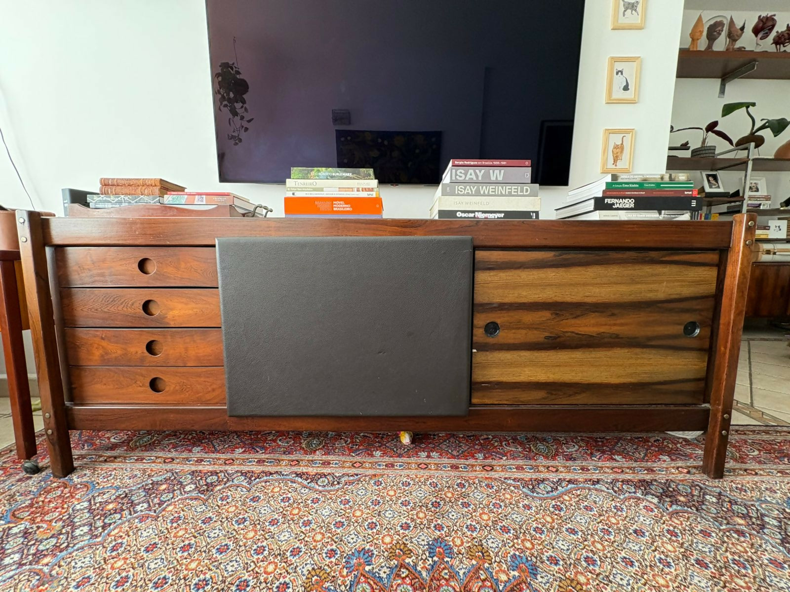 BUFFET SÉRGIO RODRIGUES - OCA