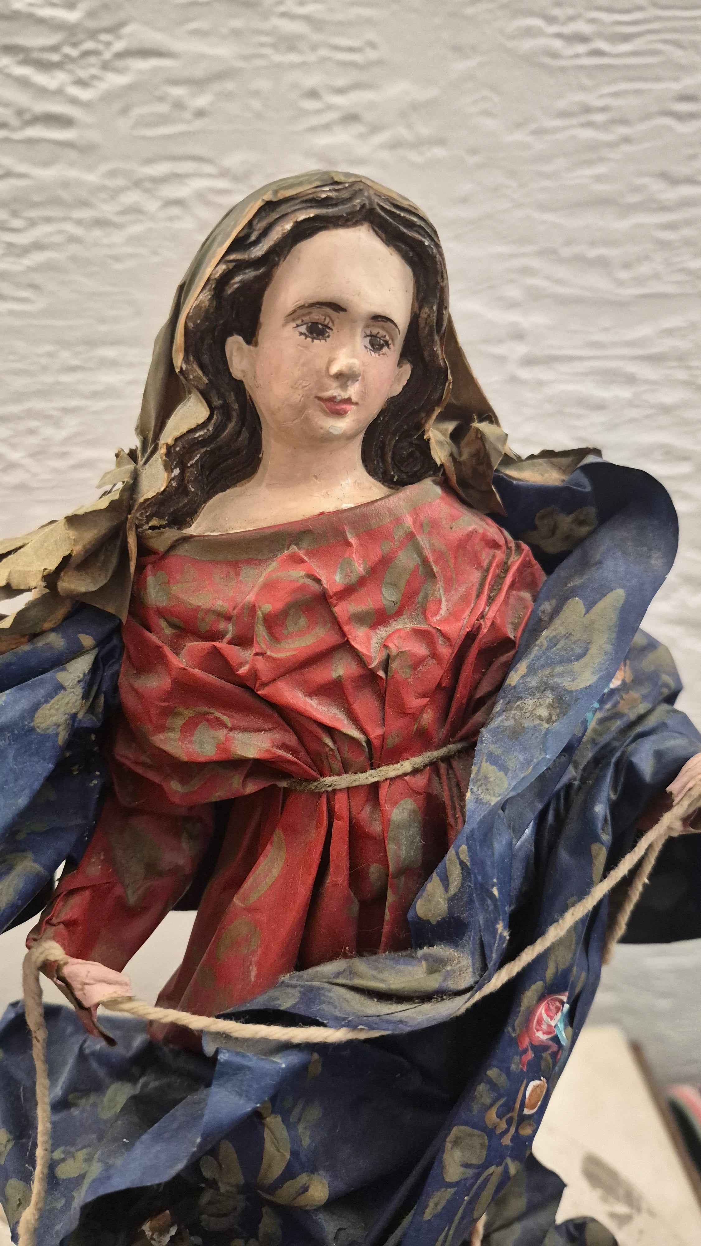 Escultura arte sacra em papel Nossa Senhora da Conceição