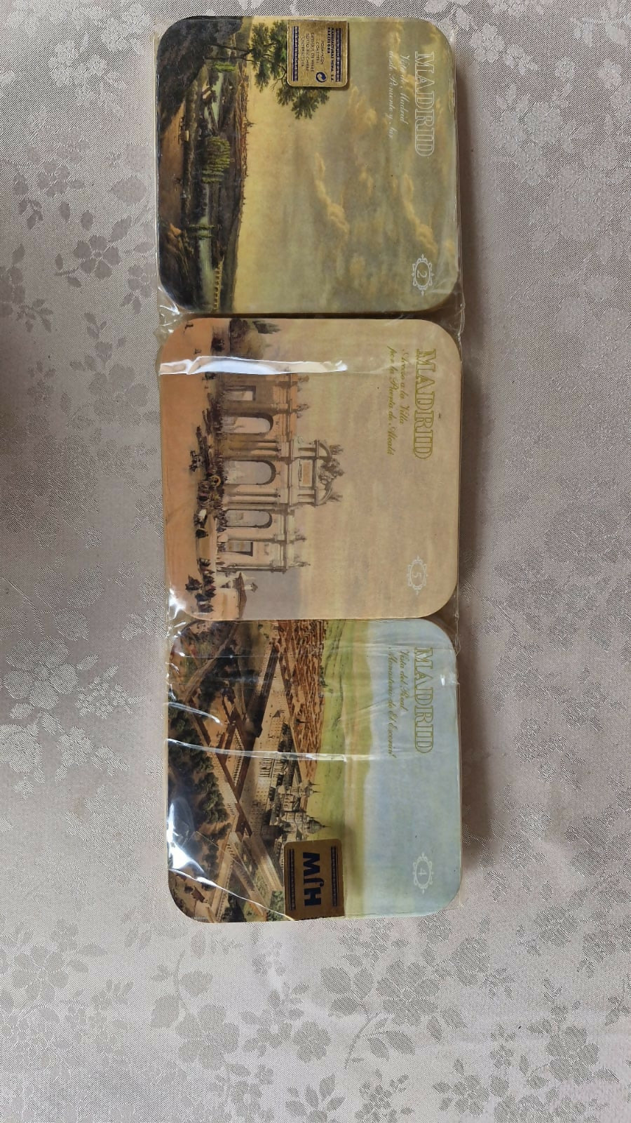 Lindo conjunto de porta-copos fabricados na Espanha