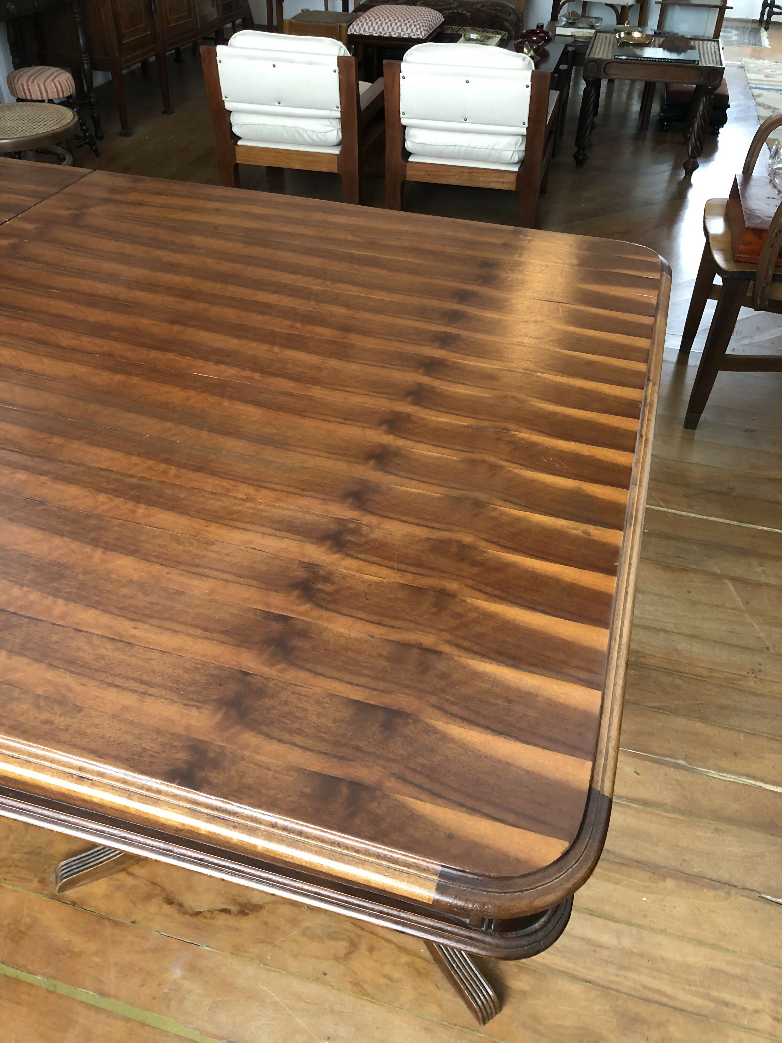 Mesa de jantar retangular com lâmina de Jacarandá