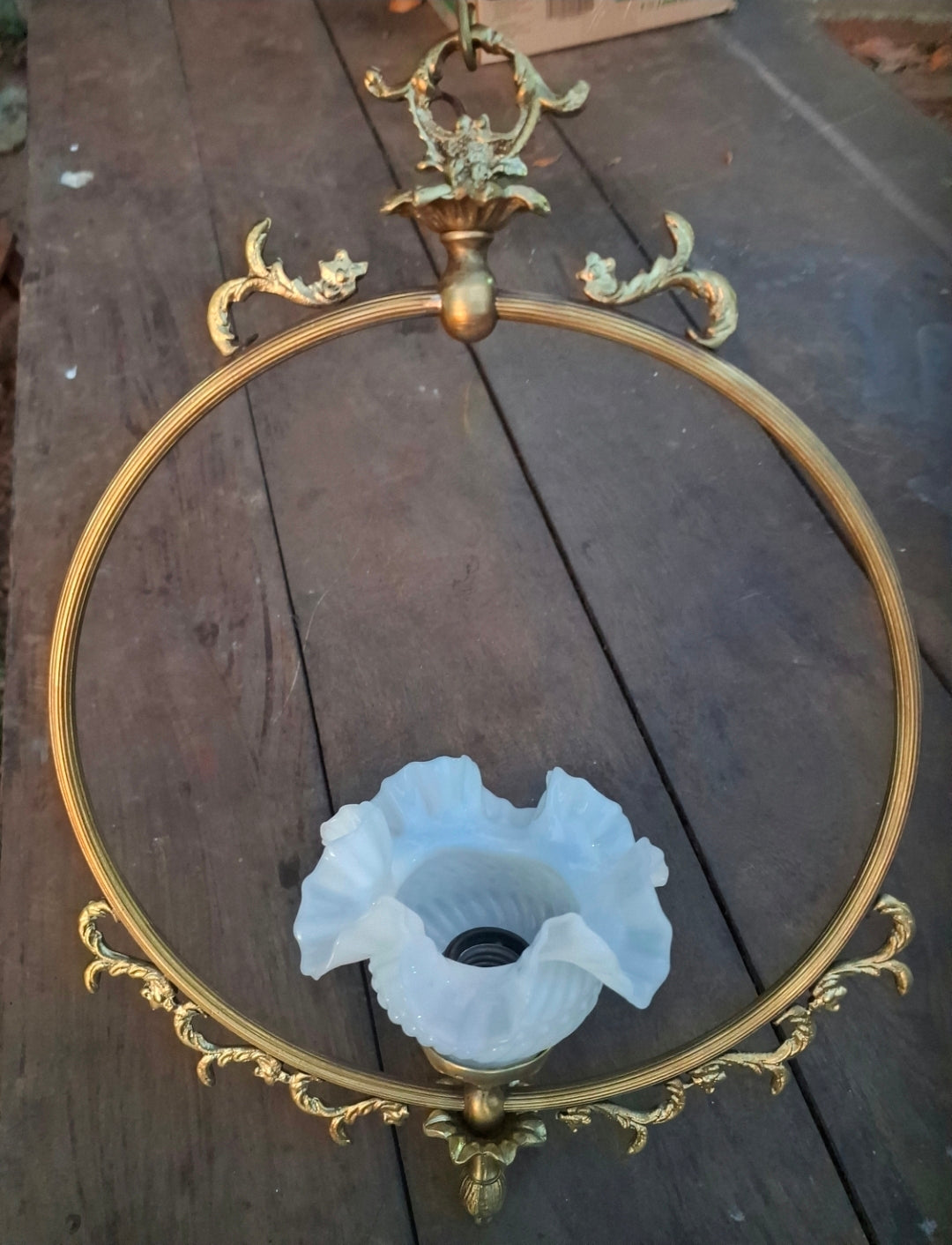 Conjunto de Lustre e Arandelas com Cúpulas Floral