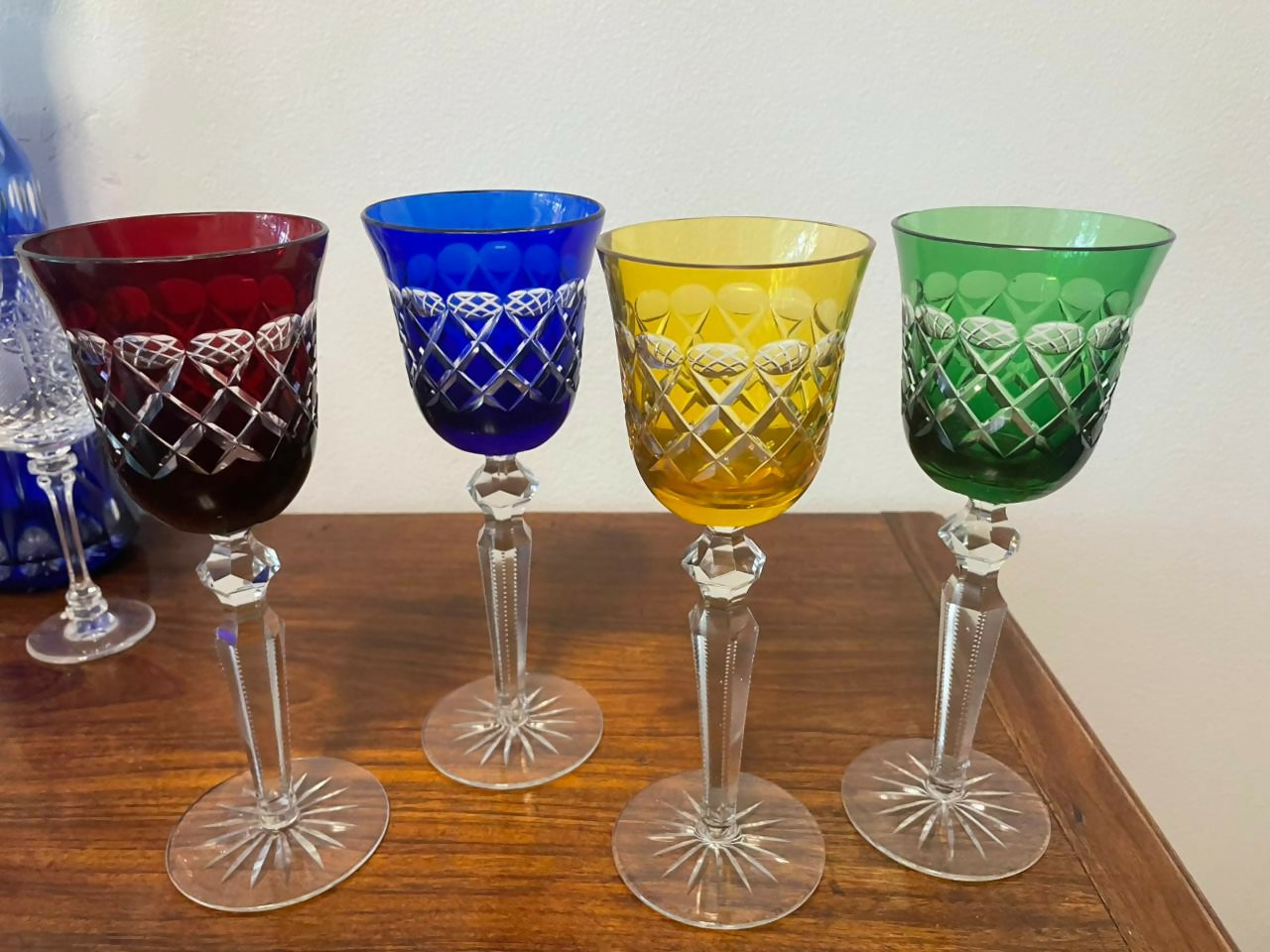 4 taças de vinho em cristal double colorido lapidado