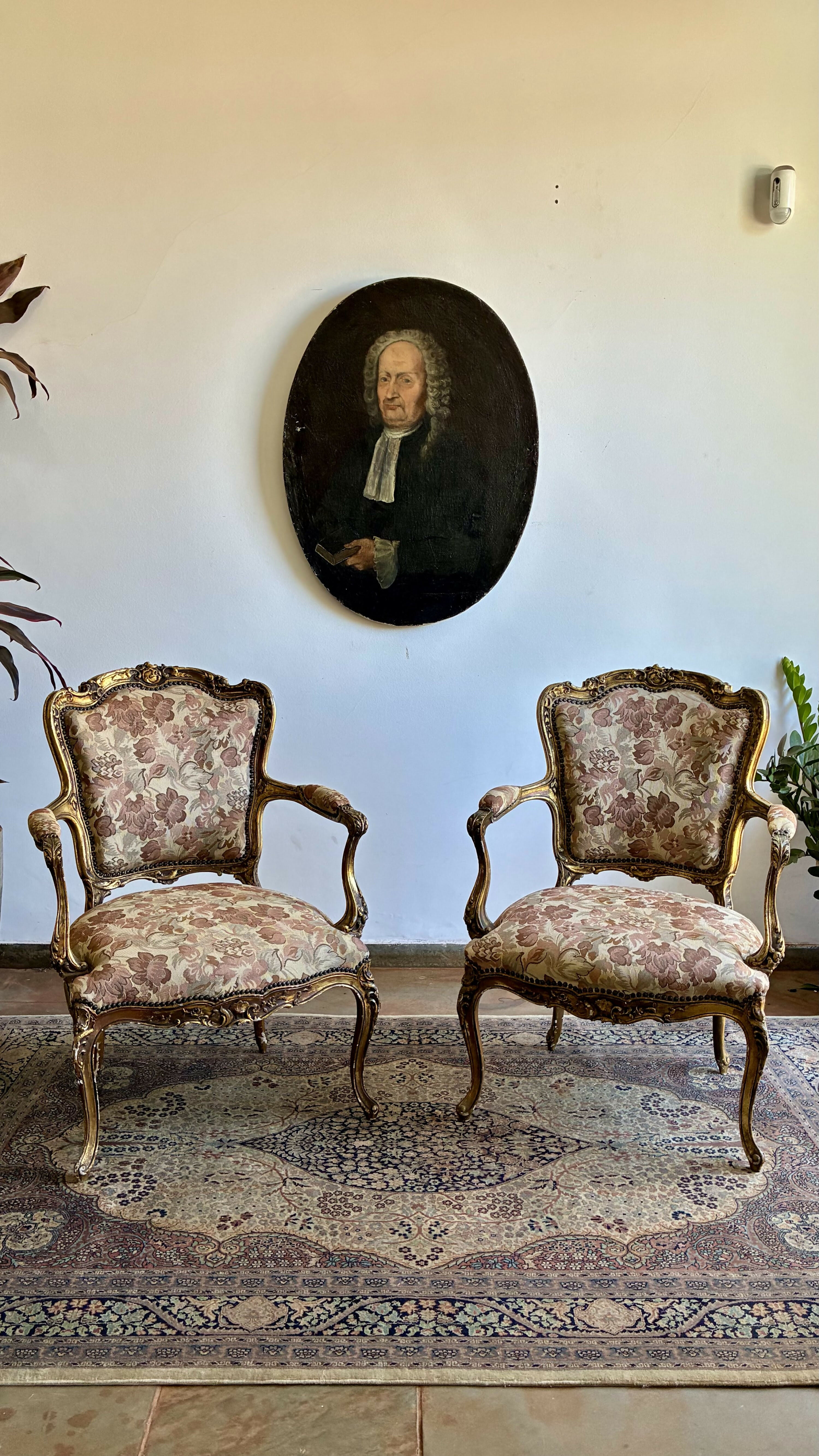 Conjunto Luís XV - sofá e duas poltronas