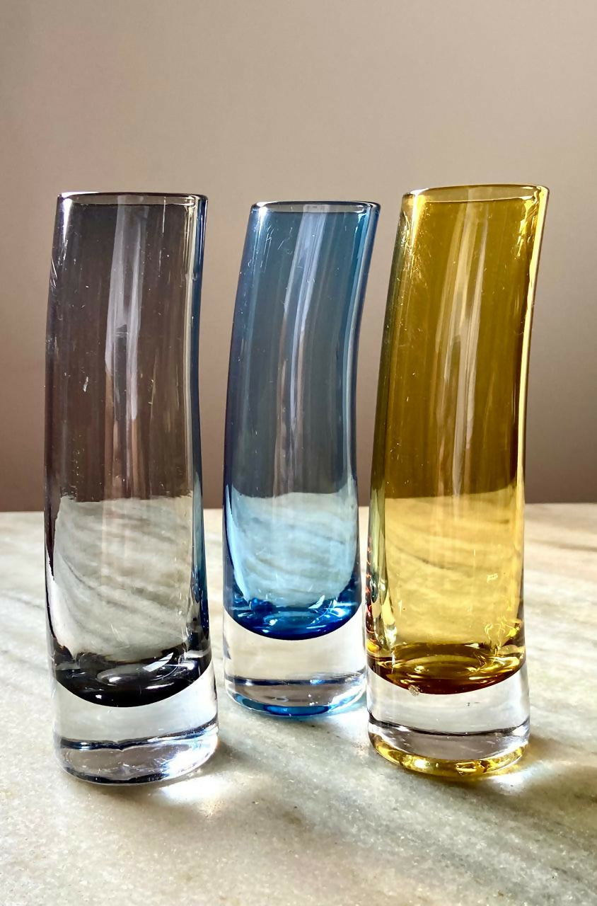 Conjunto de 3 mini vasos em vidro maciço (DMCPS_073)