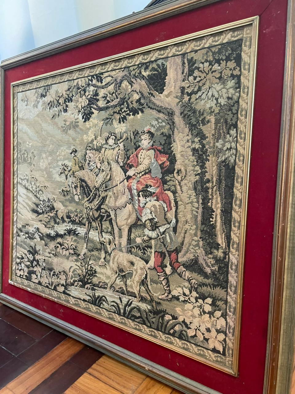 Quadro Tapeçaria Gobelin Emoldurada em Madeira Maciça