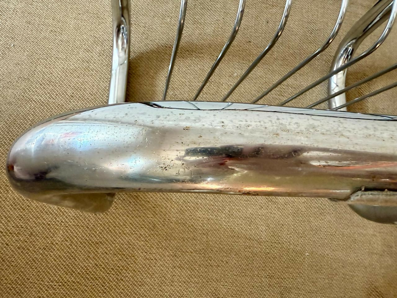 Poltrona Geraldo de Barros cromada anos 70