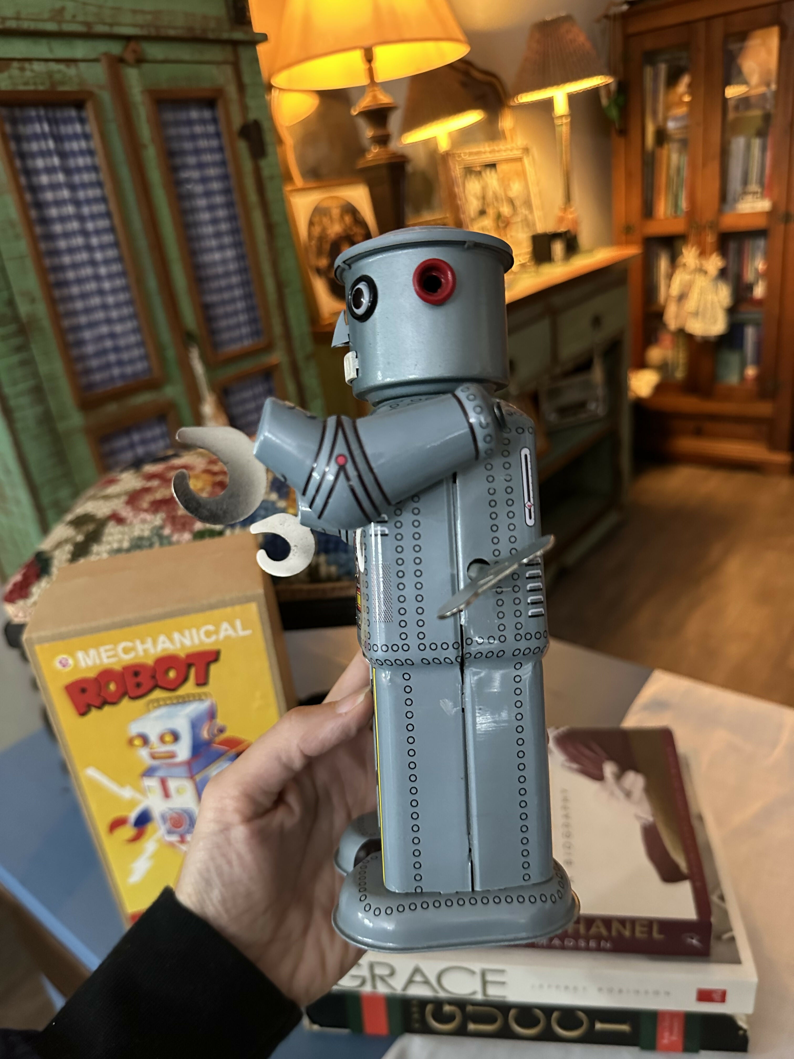 Vintage - funcionando - colecionador Réplica na época do robô de brinquedo de lata -Schylling Mechanical Robot MS646