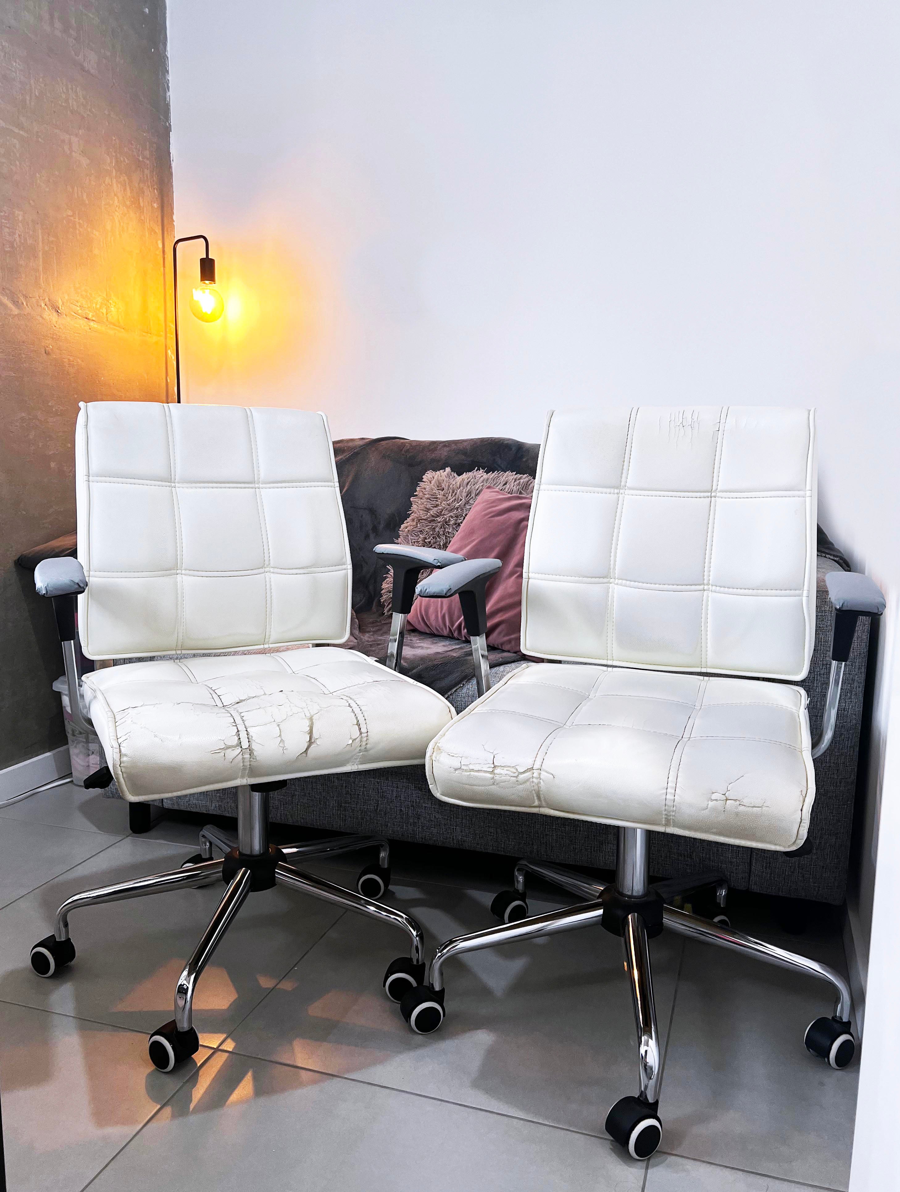 2 poltronas cadeiras escritório home office giratórias rodinhas