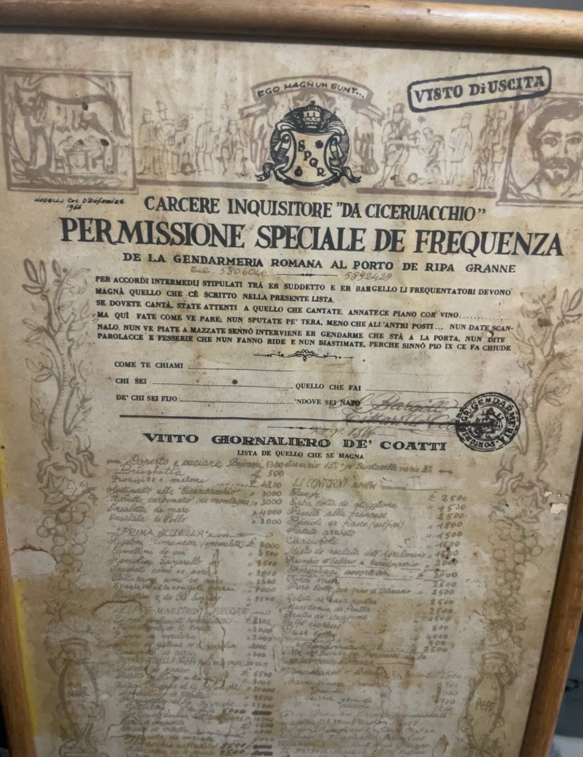 Quadro com Cardápio italiano temático antigo com moldura em madeira 