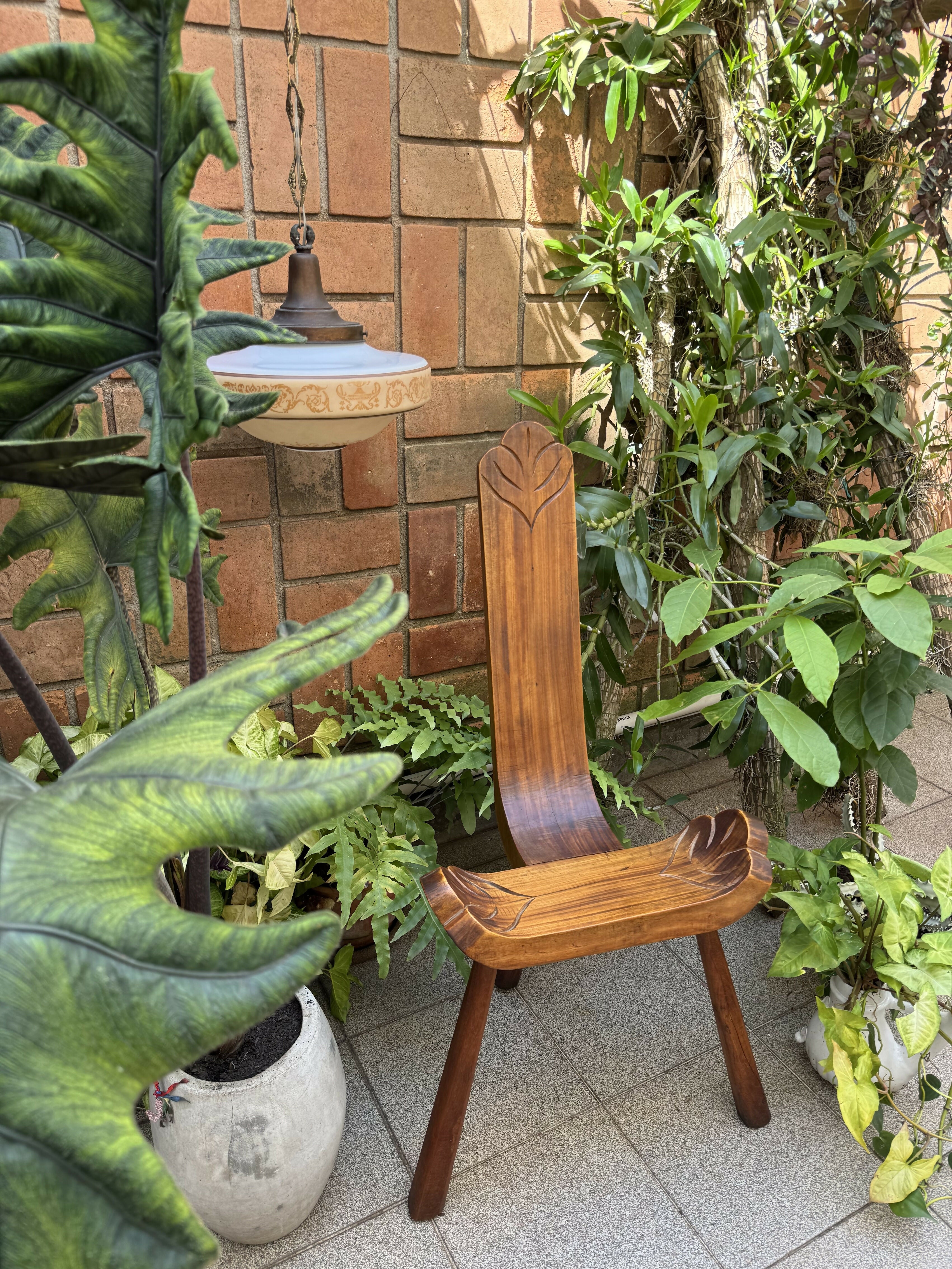 Linda Cadeira Antiga Bacalhau Maciça