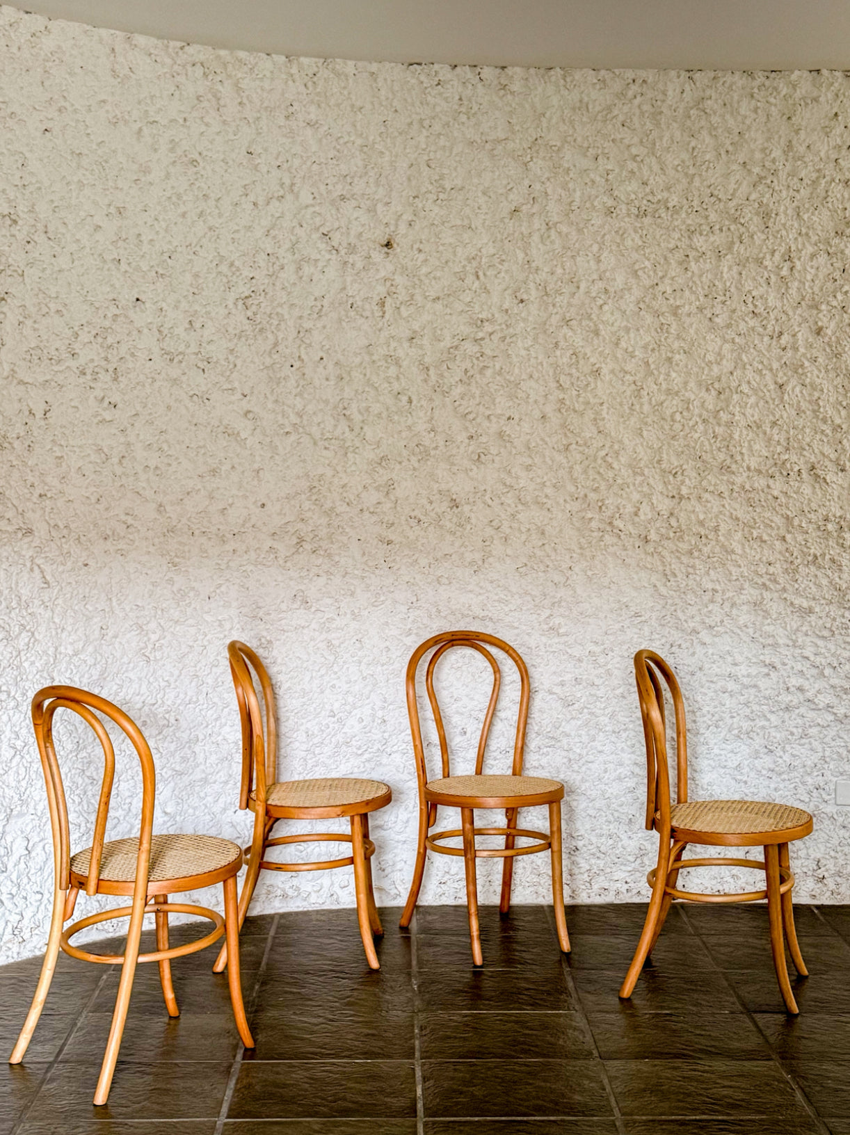 Cadeira Thonet (Thonart) com assento em palhinha - restaurada 