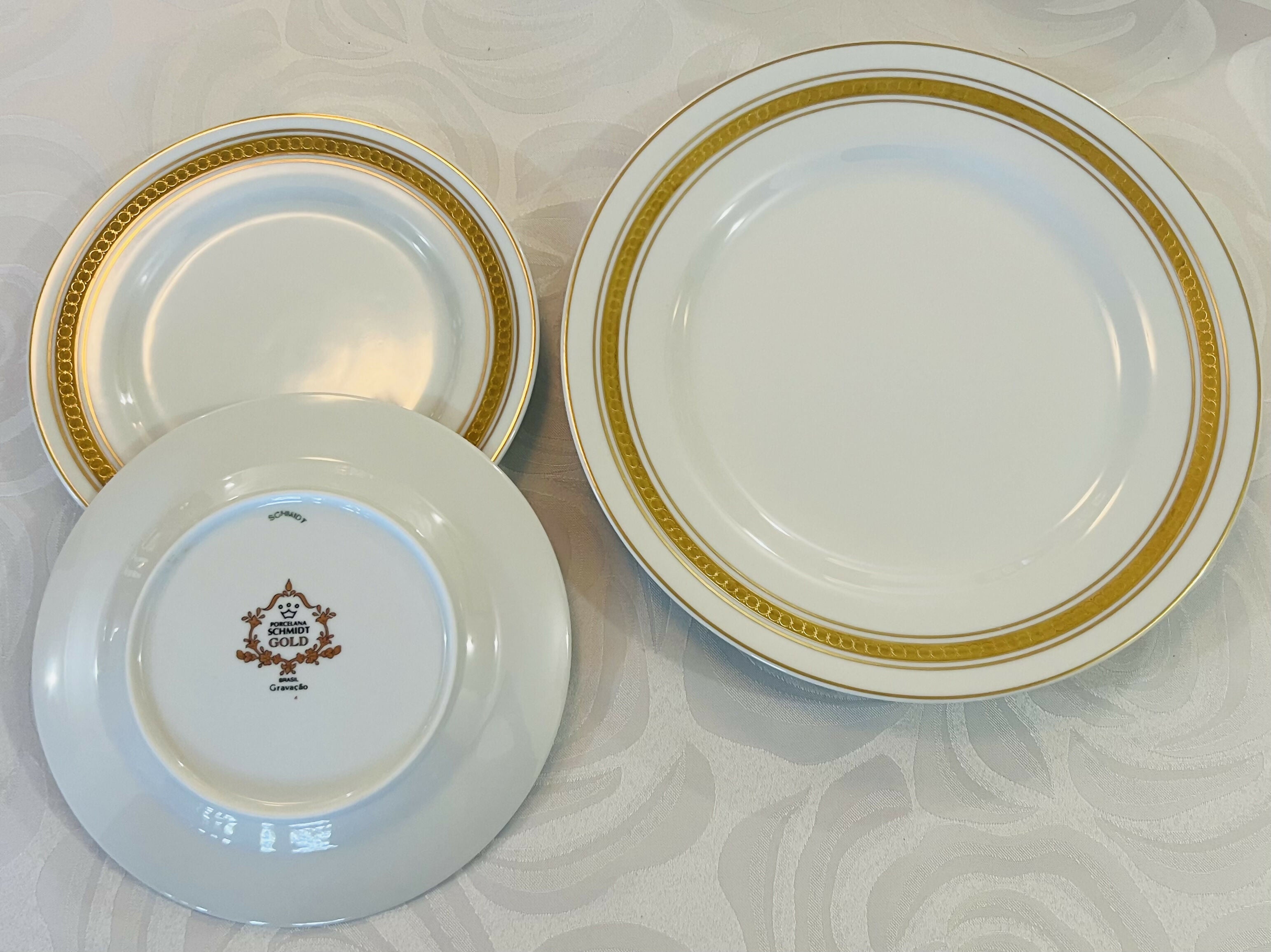 Pratos rasos e de sobremesa Schmidt linha Gold