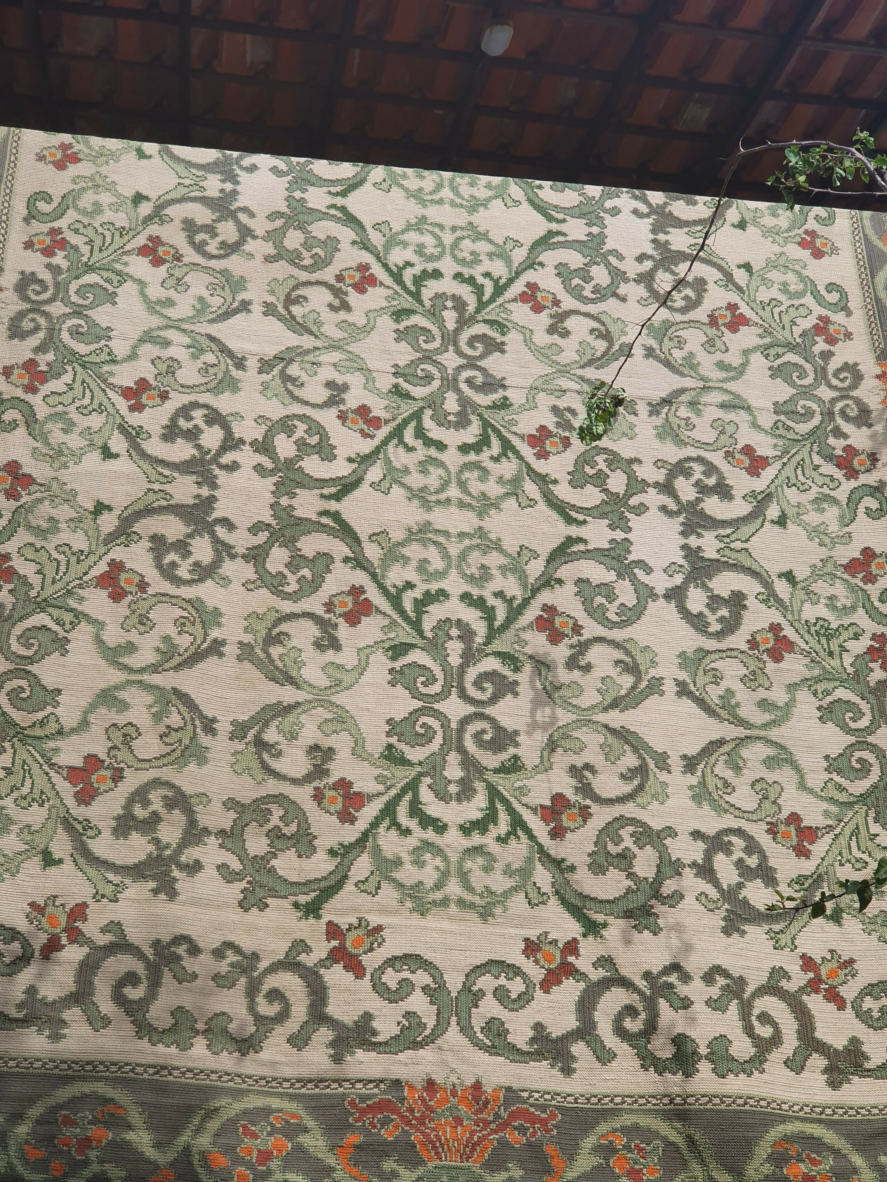 Tapete Arraiolos Português Legítimo - Gigante 3,50x2,35m - Bordado à Mão