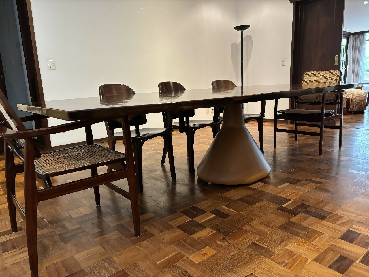 Mesa Guanabara - Jorge Zalszupin