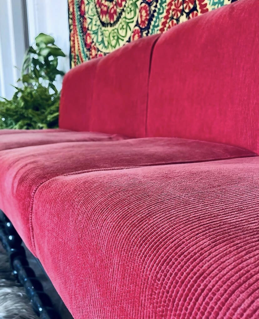 Sofa vintage com apoios laterais